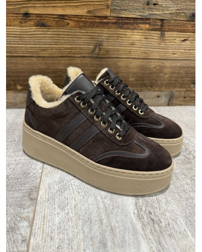 Sneakersy z futerkiem By o la la...! chocomus z beżem