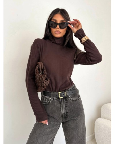 Golf prążkowany Mia czekoladowy