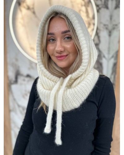 Balaclava moherowa By o la la...! śmietankowy