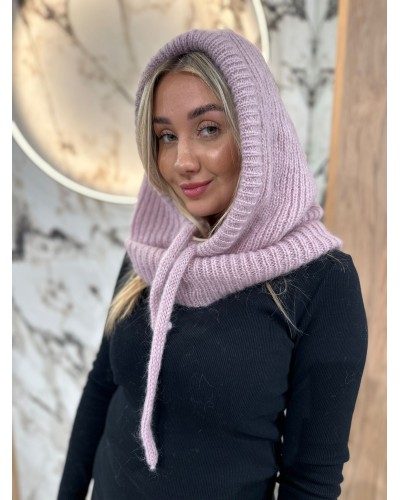 Balaclava moherowa By o la la...! pudrowy róż