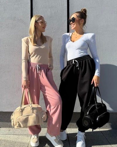 Spodnie dresowe La Milla pudrowy róż