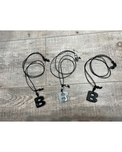 Wisior B By o la la...! czarny