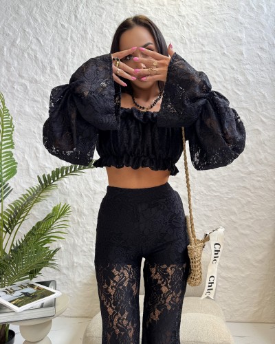 Krótka koronkowa hiszpanka La Milla czarna