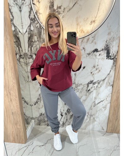 T-shirt NYC By o la la...! merlot z grafitem