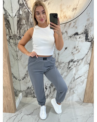 Krótka bokserka prążkowana By o la la...!  biała