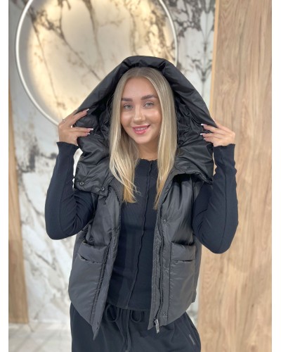 Kamizelka pudełkowa z kapturem By o la la...! czarna