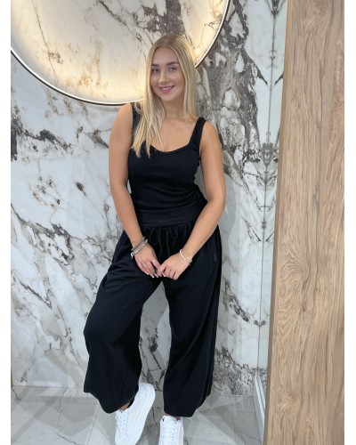 Bokserka w szpic By o la la...! czarna