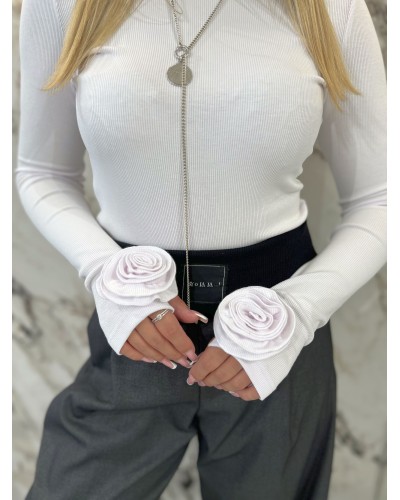 Basic prążkowany z różą na rękawie By o la la...! biały