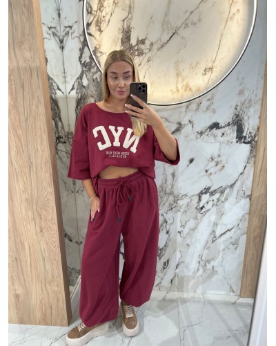 T-shirt NYC By o la la...! merlot z beżowym