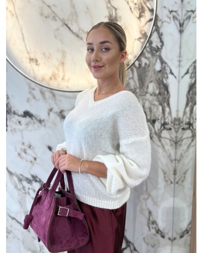 Sweter w szpic z bufiastym rękawem By o la la...! śmietankowy