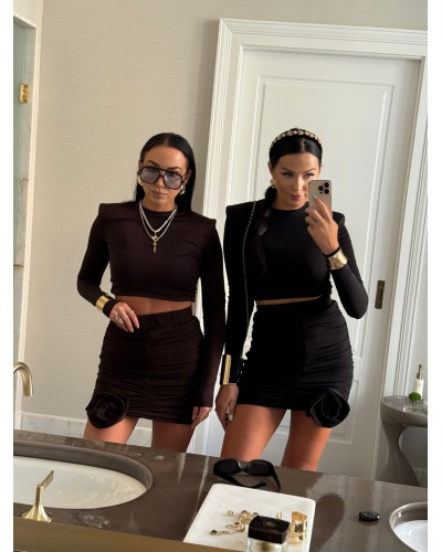 Top krótki z poduszkami La Milla czarny