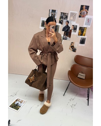 Marynarka dresowa wiązana La Milla camel