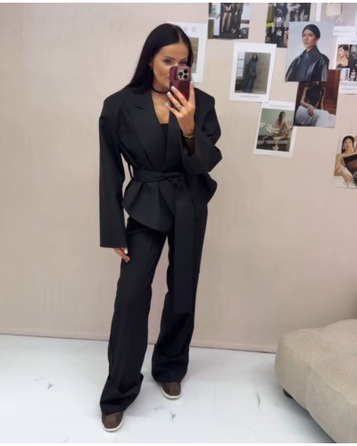 Marynarka wiązana materiałowa La Milla czarna