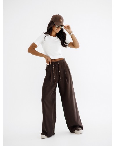 Spodnie szwedy z troczkami By o la la...! chocomuss