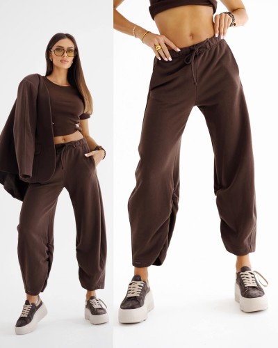 Spodnie dresowe z marszczoną nogawką By o la la...! chocomuss
