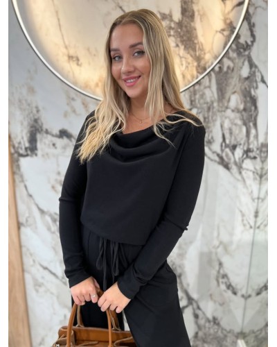 Kombinezon z falą na dekolcie By o la la...! czarny