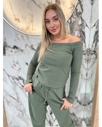 Basic prążkowany z dekoltem w łódkę By o la la...! matcha