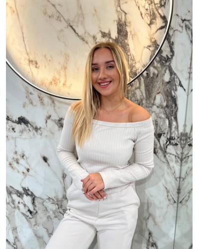 Basic prążkowany z dekoltem w łódkę By o la la...! beżowa