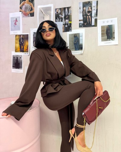 Marynarka dresowa wiązana La Milla czekoladowa