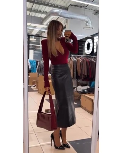 Body z głębokim dekoltem EMO bordowe