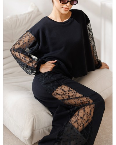 Bluza z koronkowym rękawem By o la la...! czarna