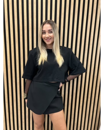 Spódniczko-spodenki z różyczką La Milla czarne