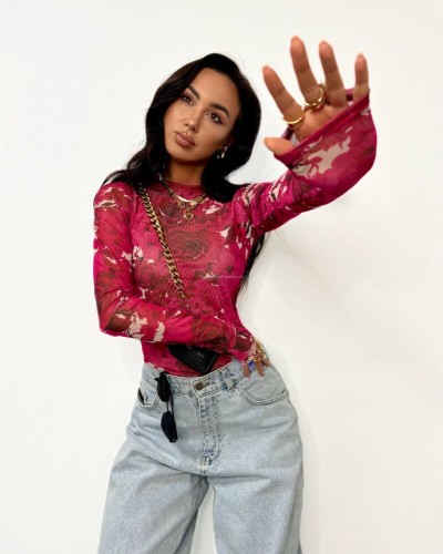 Bluzka siateczka w kwiaty La Milla fuksja