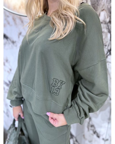 Bluza z haftem By o la la...! matcha