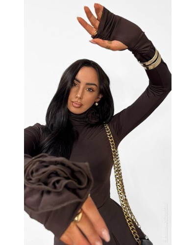 Golf z różami La Milla czekoladowy