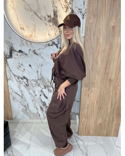 Spodnie dresowe z zakładką na nogawce By o la la...! chocomuss