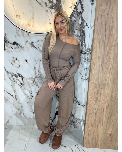 Spodnie dresowe z zakładką na nogawce By o la la...! stone