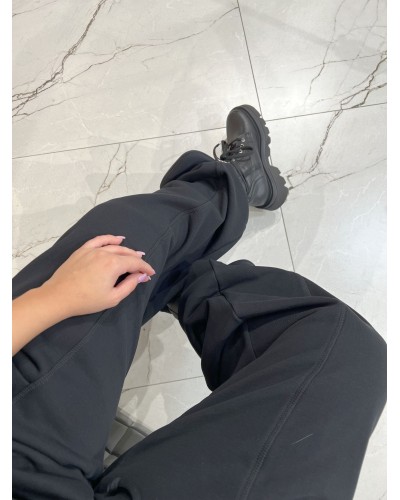 Spodnie dresowe z zakładką na nogawce By o la la...! czarne